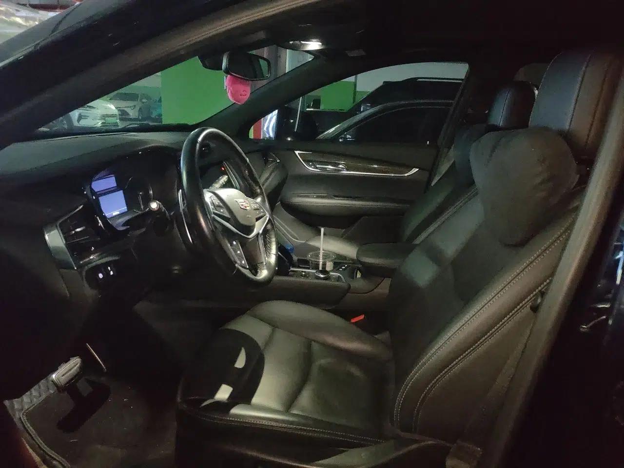 Cadillac XT5 2022 2.0T Four-Wheel Drive Luxury Version (Hummingbird Edition) — миниатюра 15