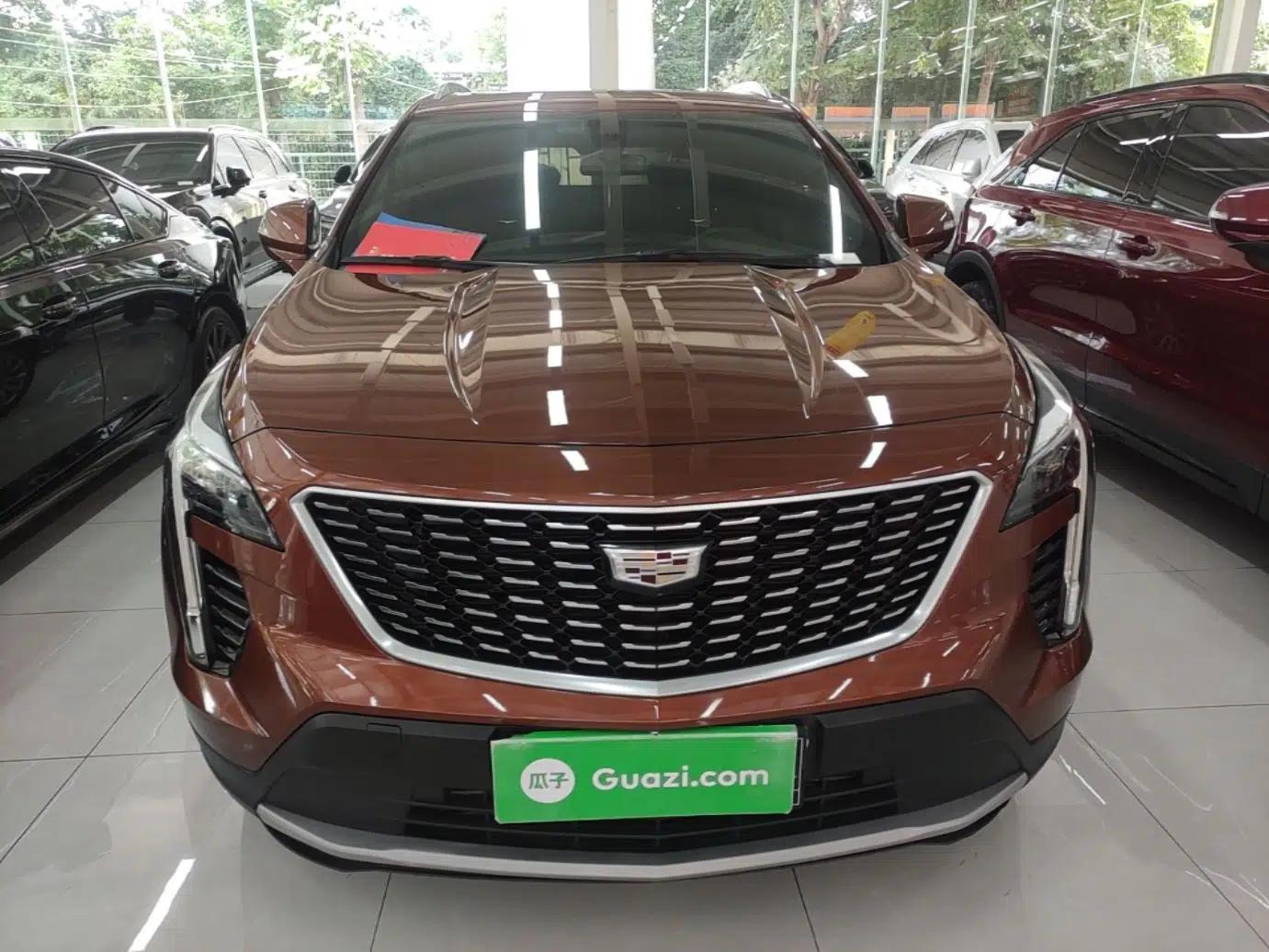 Cadillac XT4 2018 28T Two-Wheel Drive Leading Version — миниатюра 2