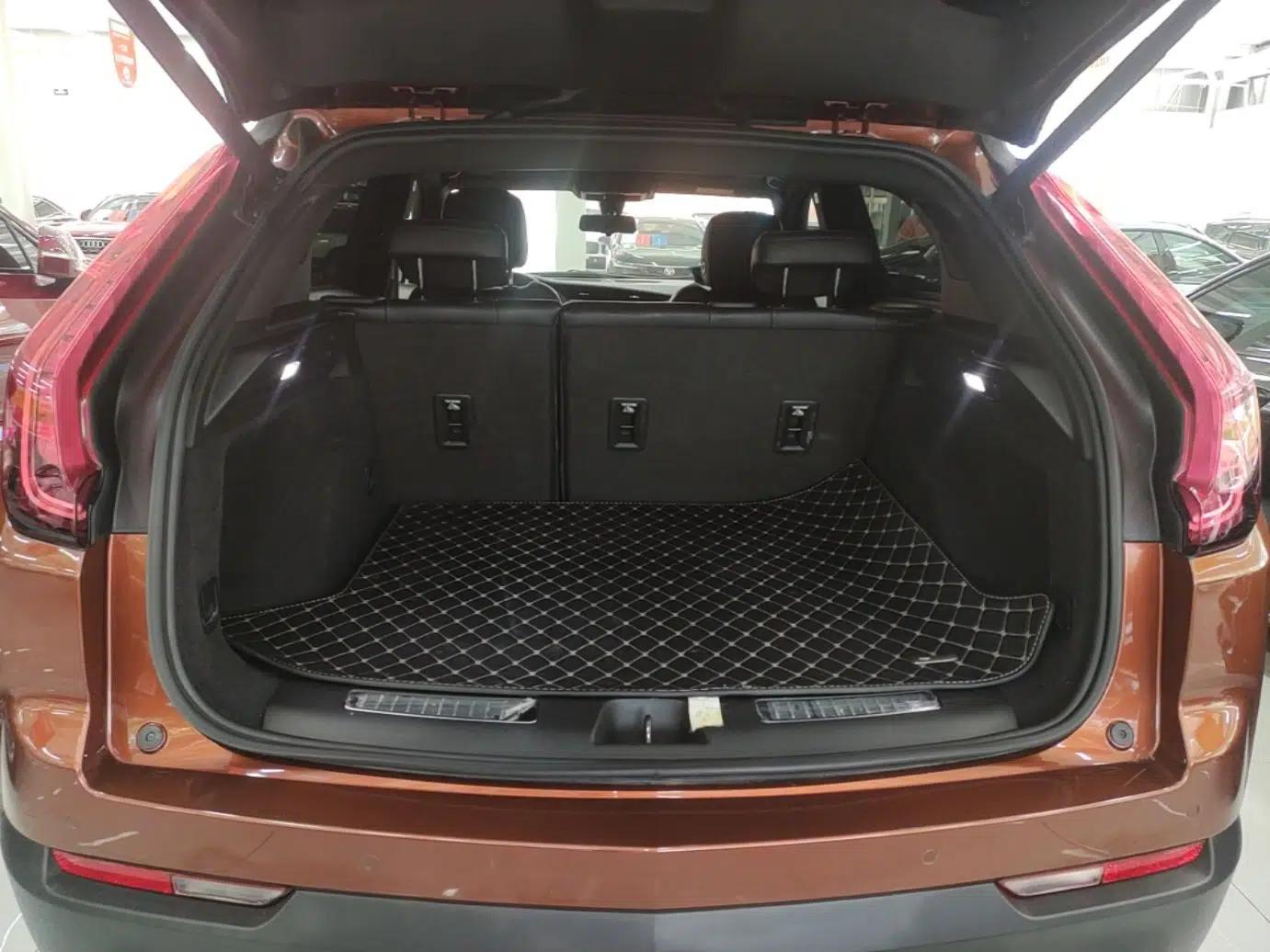 Cadillac XT4 2018 28T Two-Wheel Drive Leading Version — миниатюра 22