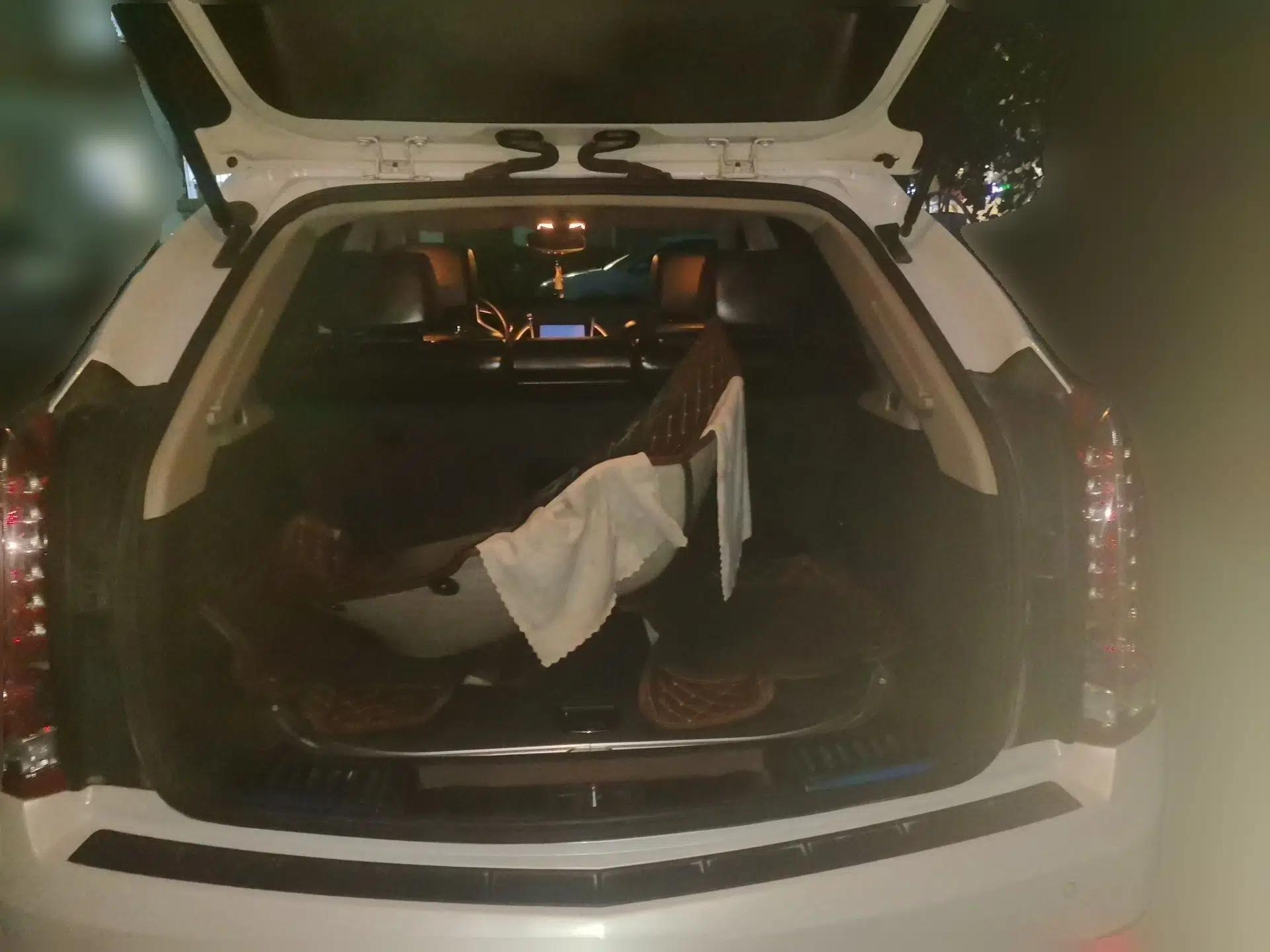 Cadillac SRX 2013 3.0L Elite Model — миниатюра 19