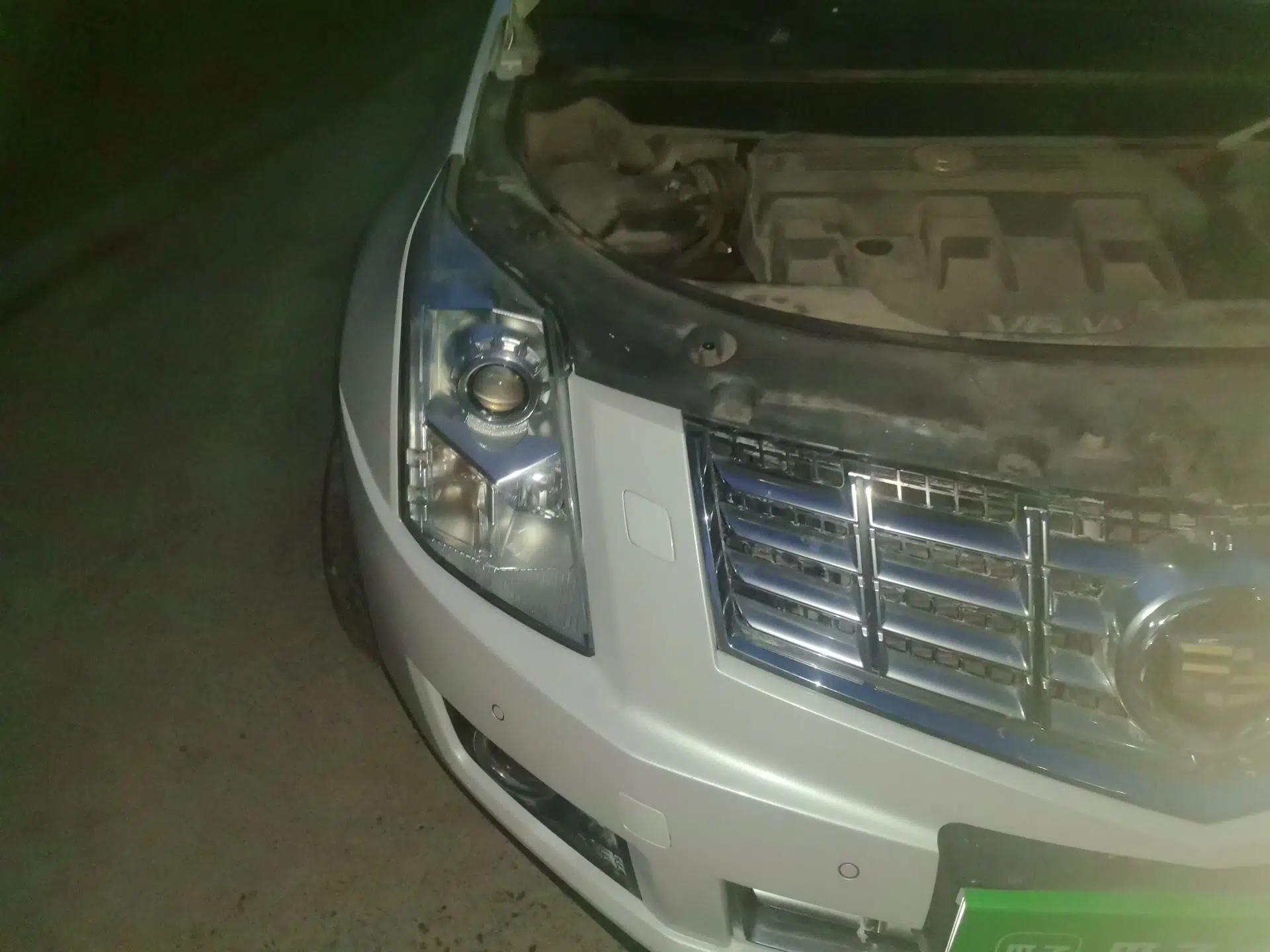 Cadillac SRX 2013 3.0L Elite Model — миниатюра 7