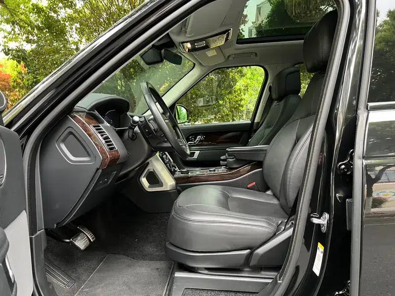 Range Rover 2021 3.0 L6 Legendary Edition — миниатюра 18