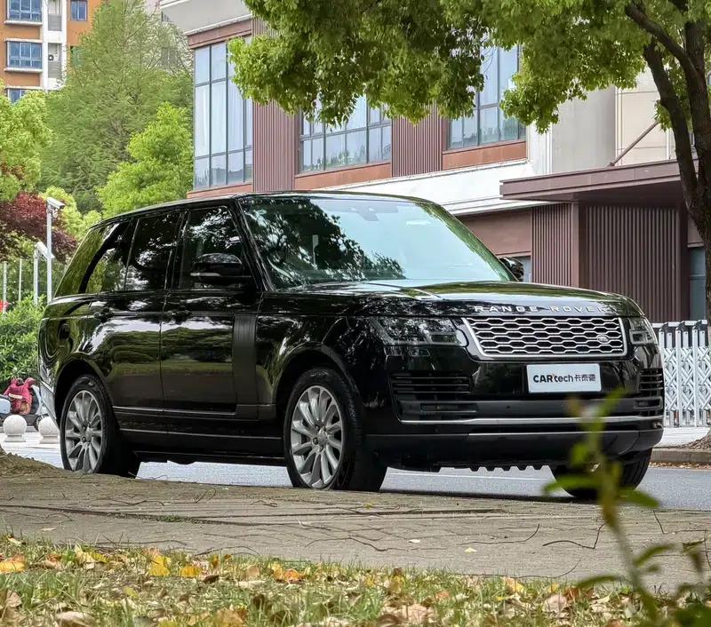 Range Rover 2021 3.0 L6 Legendary Edition — миниатюра 3