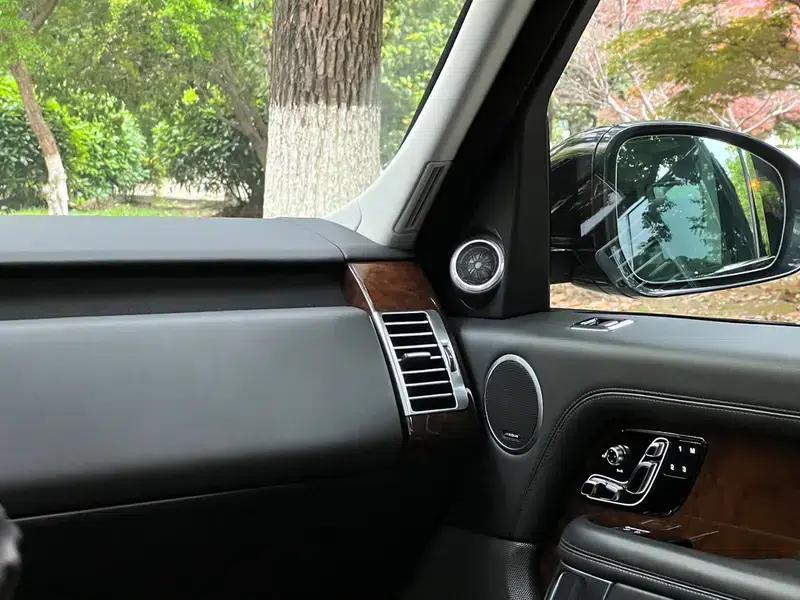 Range Rover 2021 3.0 L6 Legendary Edition — миниатюра 10