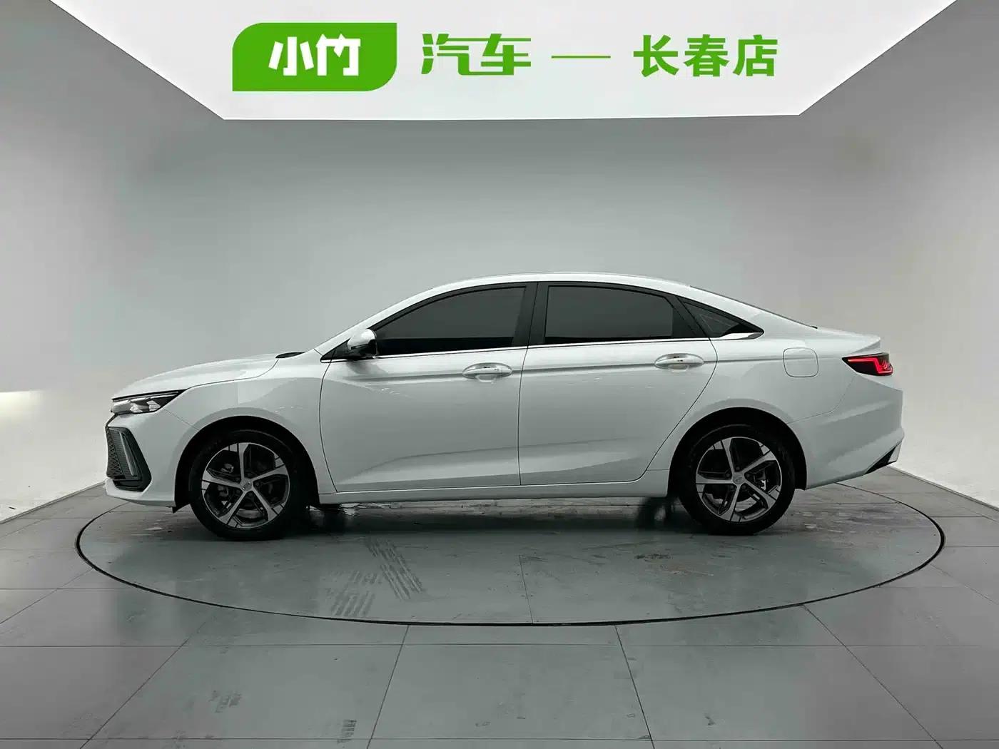 Geely Emgrand L 2022 1.4T CVT Supreme Edition — миниатюра 3