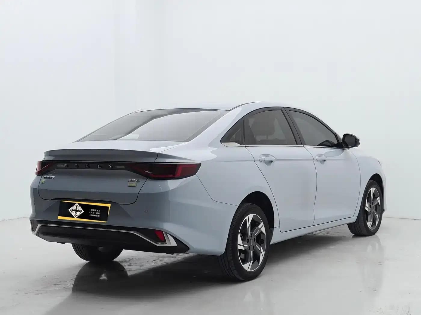 Geely Emgrand L HiP 2022 1.5TD-DHT Pro 100KM Super Speed — миниатюра 6