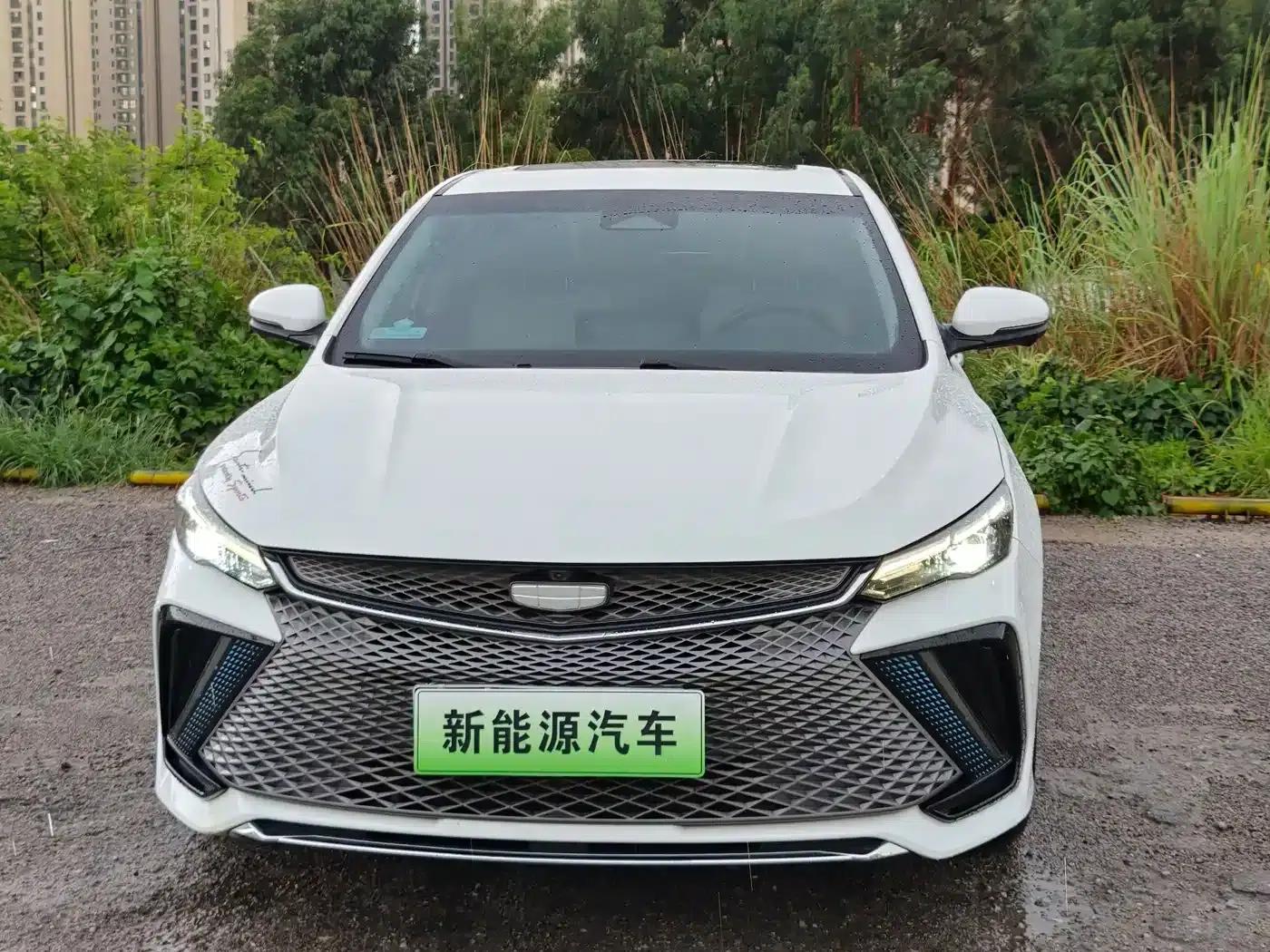Geely Emgrand L HiP 2022 1.5TD-DHT Pro 100KM Super — миниатюра 2