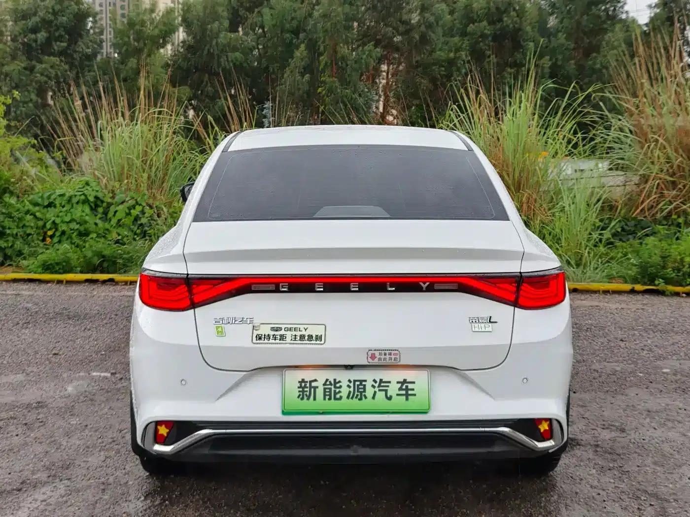 Geely Emgrand L HiP 2022 1.5TD-DHT Pro 100KM Super — миниатюра 8
