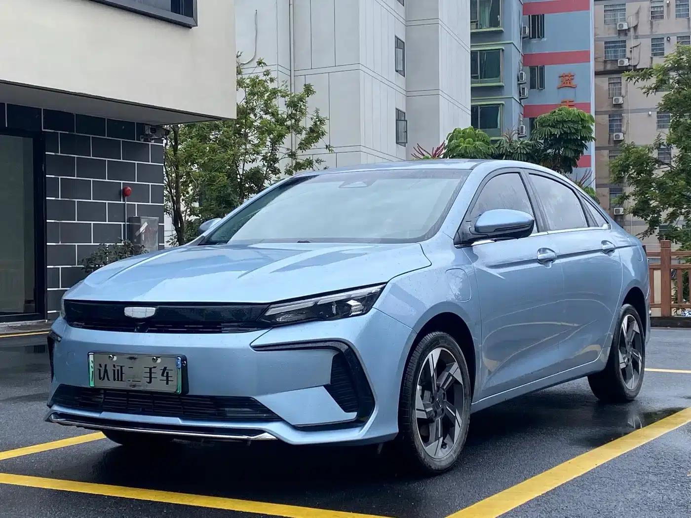 Geely Emgrand L HiP 2022 1.5TD-DHT Pro 100KM Super — миниатюра 2