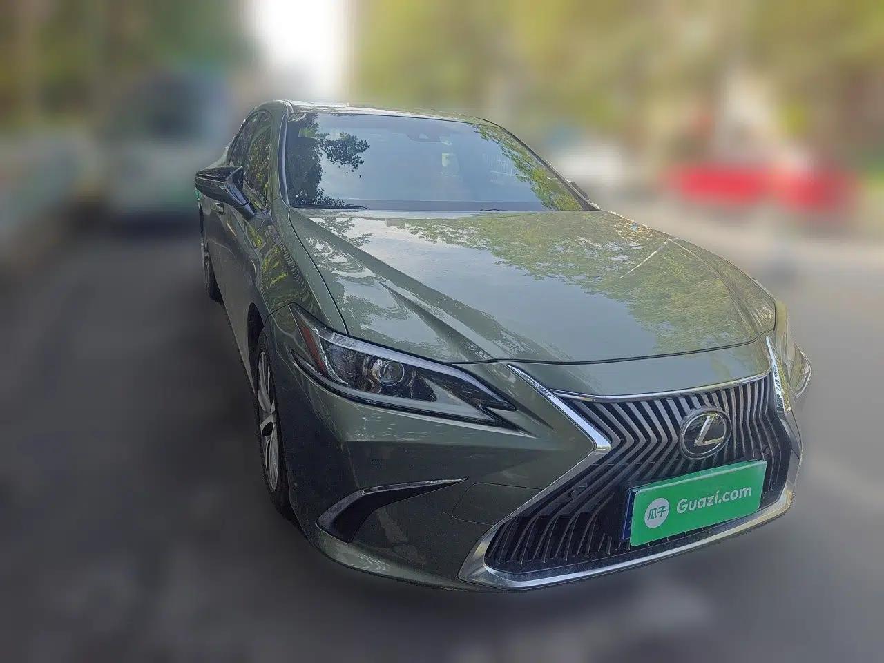 Lexus ES 2020 200 Excellence Edition — миниатюра 3