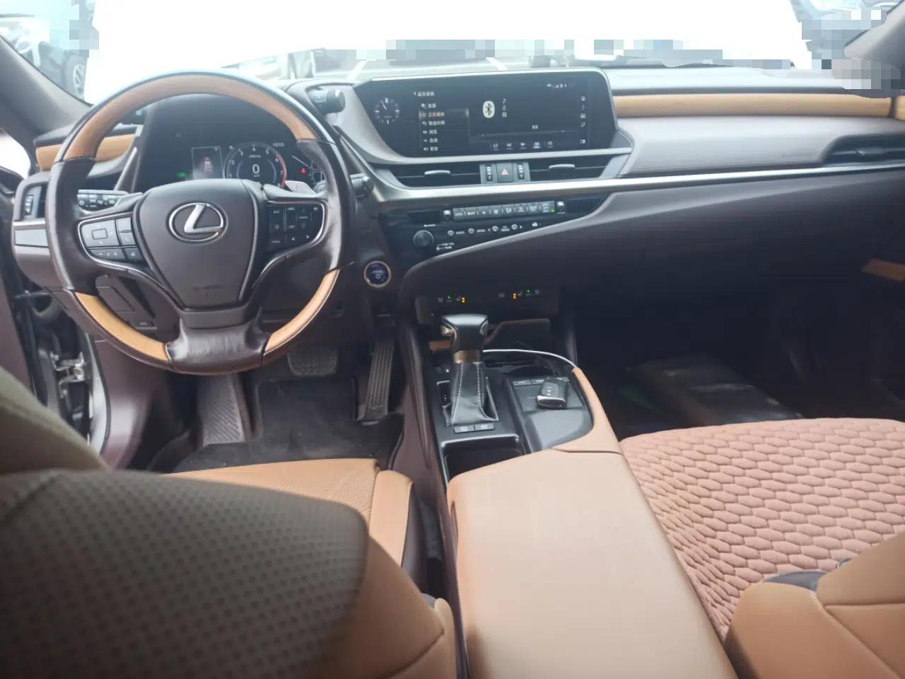 Lexus ES 2019 300h Millionth Anniversary Limited Edition China VI Standard — миниатюра 18