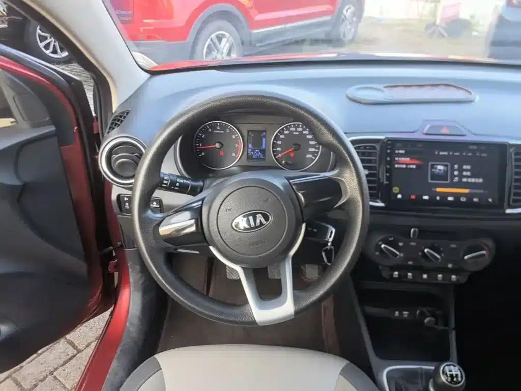 2017 Kia K2 1.4L Manual Smart Edition Value — миниатюра 11