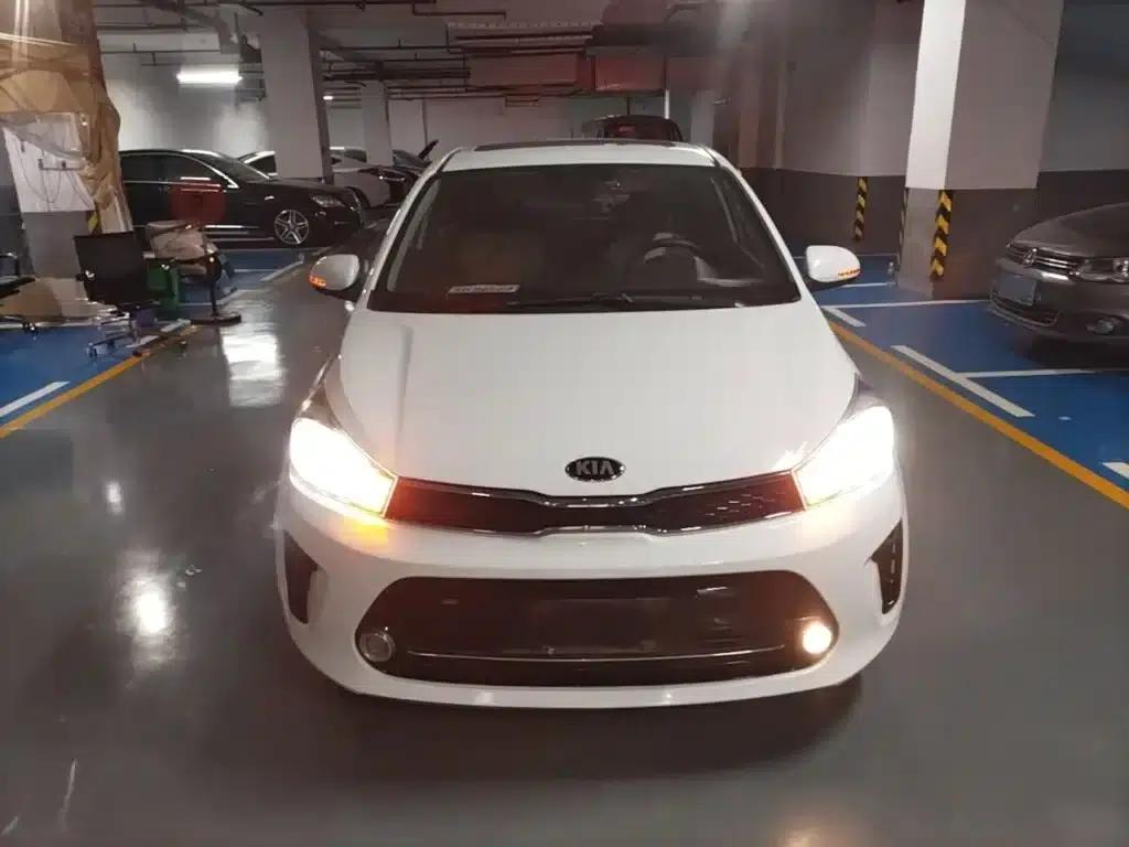 Kia K2 2017 1.4L Automatic Smart Edition Value — миниатюра 3