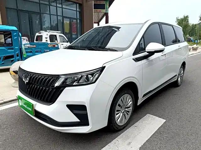 Wuling Jiachen 2022 1.5L Manual Enjoyment Elite Edition
