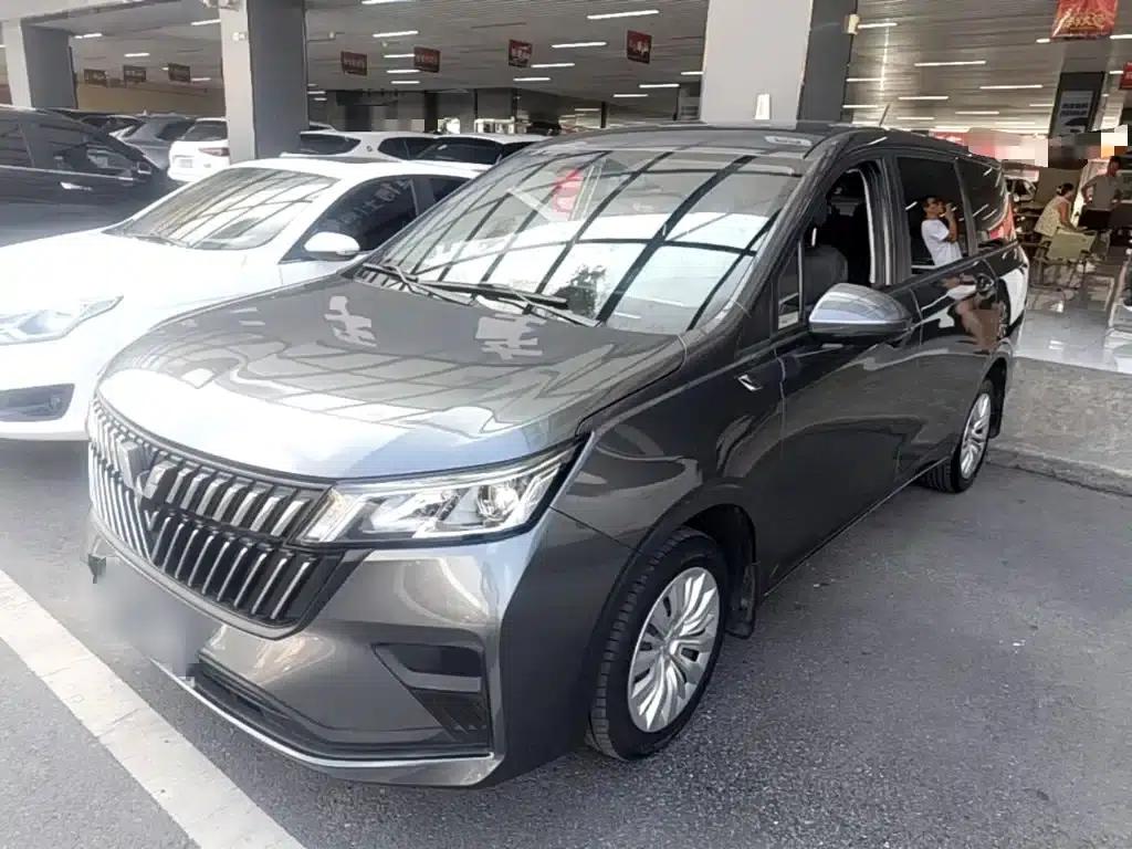 Wuling Jiachen 2022 1.5L Manual Enjoyment Elite Edition — миниатюра 1