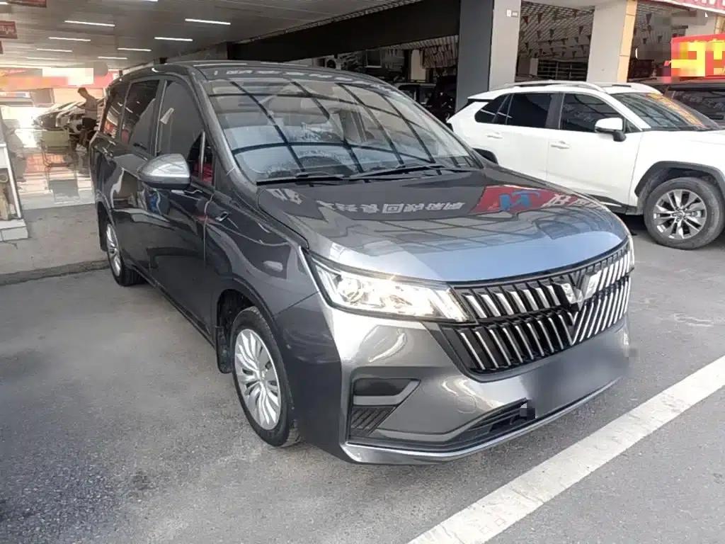 Wuling Jiachen 2022 1.5L Manual Enjoyment Elite Edition — миниатюра 4