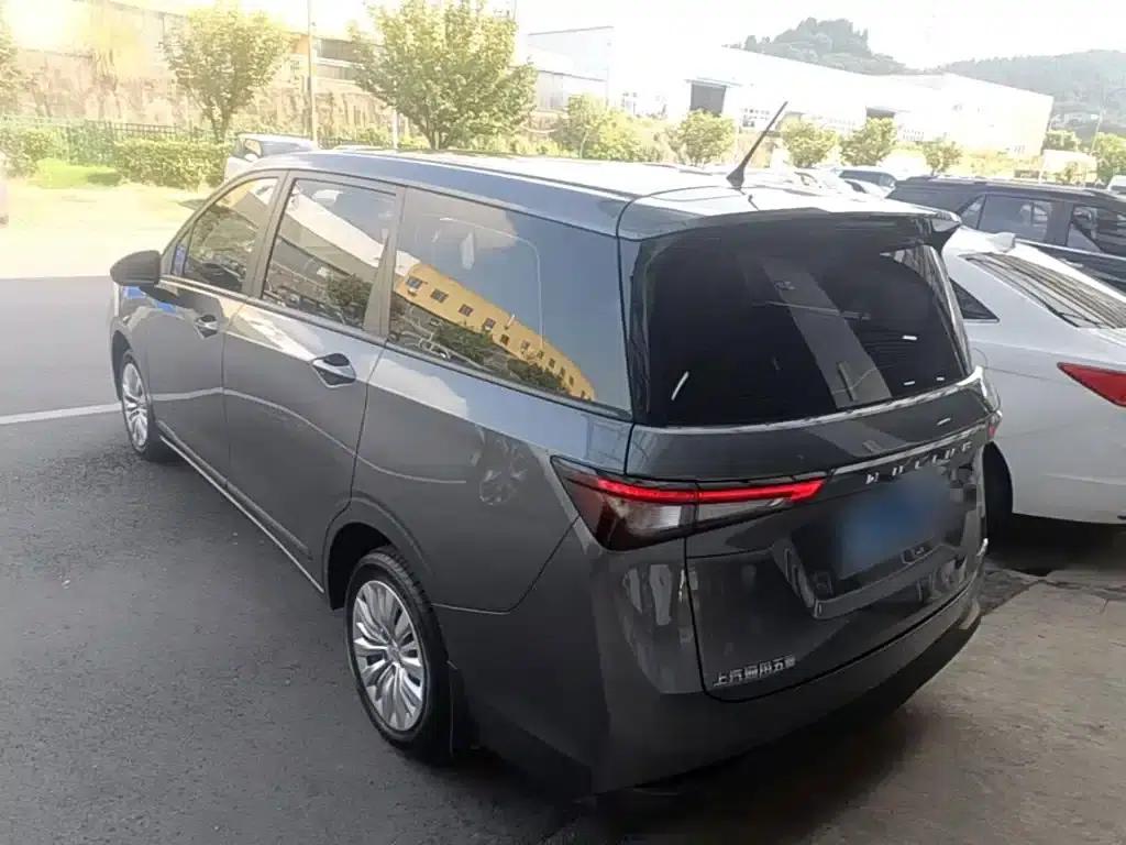 Wuling Jiachen 2022 1.5L Manual Enjoyment Elite Edition — миниатюра 5