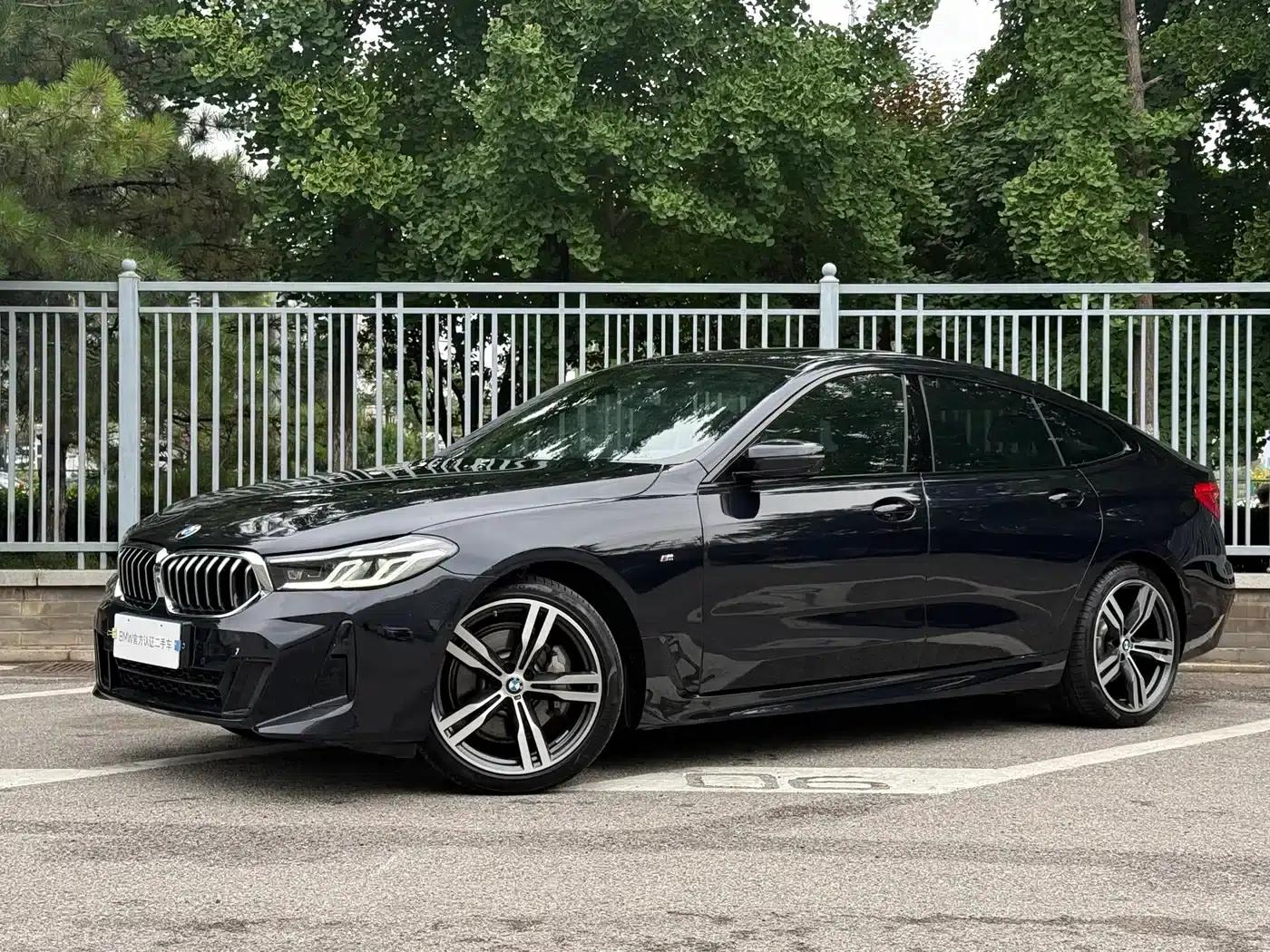 2022 BMW 6 Series GT 630i M Sport Package — миниатюра 1