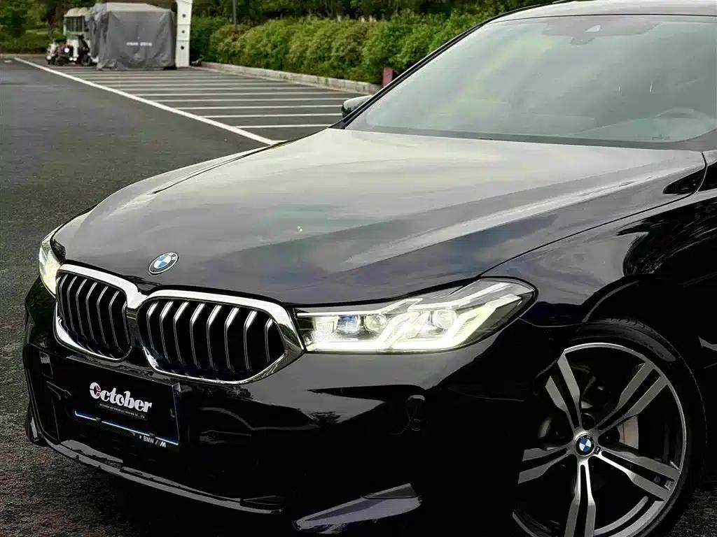 2021 BMW 6 Series GT 630i M Sport Package — миниатюра 3