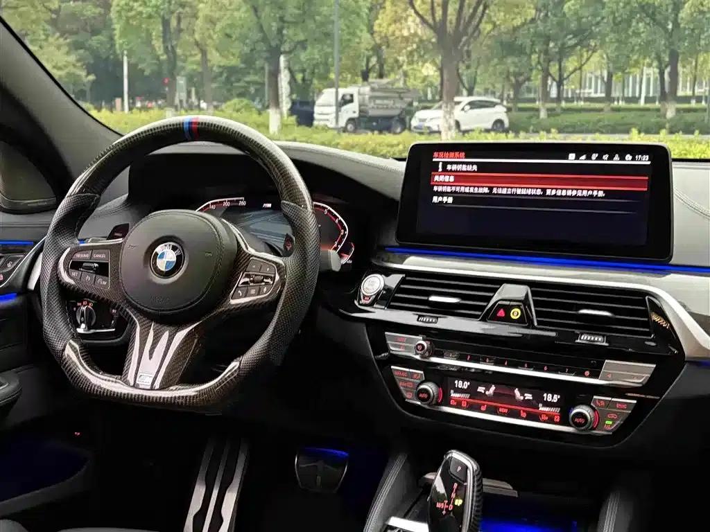 2021 BMW 6 Series GT 630i M Sport Package — миниатюра 10