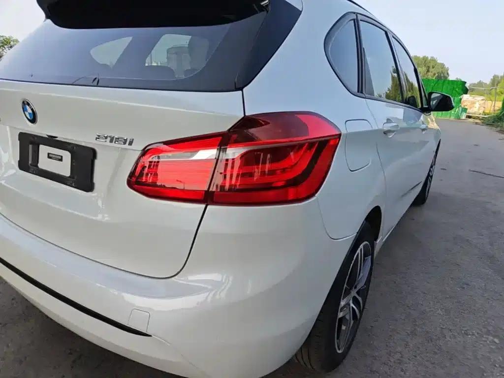 2016 BMW 2 Series Gran Tourer 218i Sport Design Package — миниатюра 8