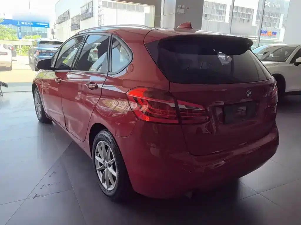 2016 BMW 2 Series Gran Tourer 218i Fashion Edition — миниатюра 5