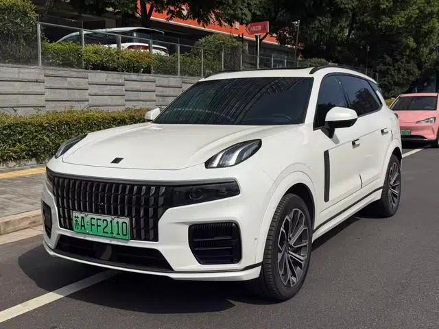 Lynk & Co 09 EM-P 2023 Model EM-P 2.0TD Long Range Edition Six-Seat PM