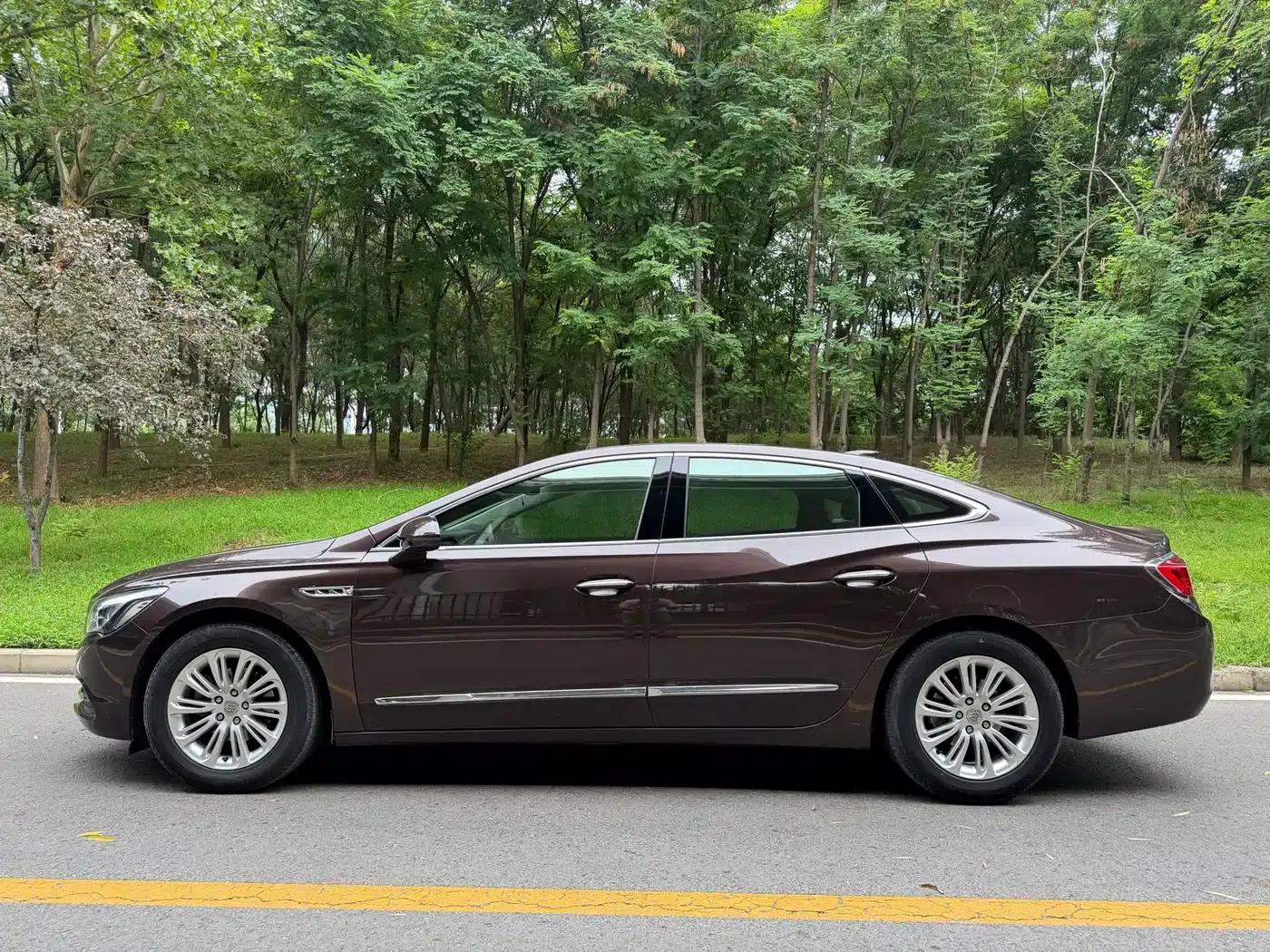 Buick LaCrosse 2016 30H Elite — миниатюра 3