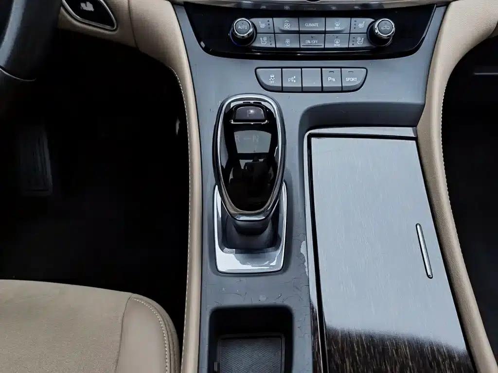 Buick LaCrosse 2016 28T Premium Edition — миниатюра 13