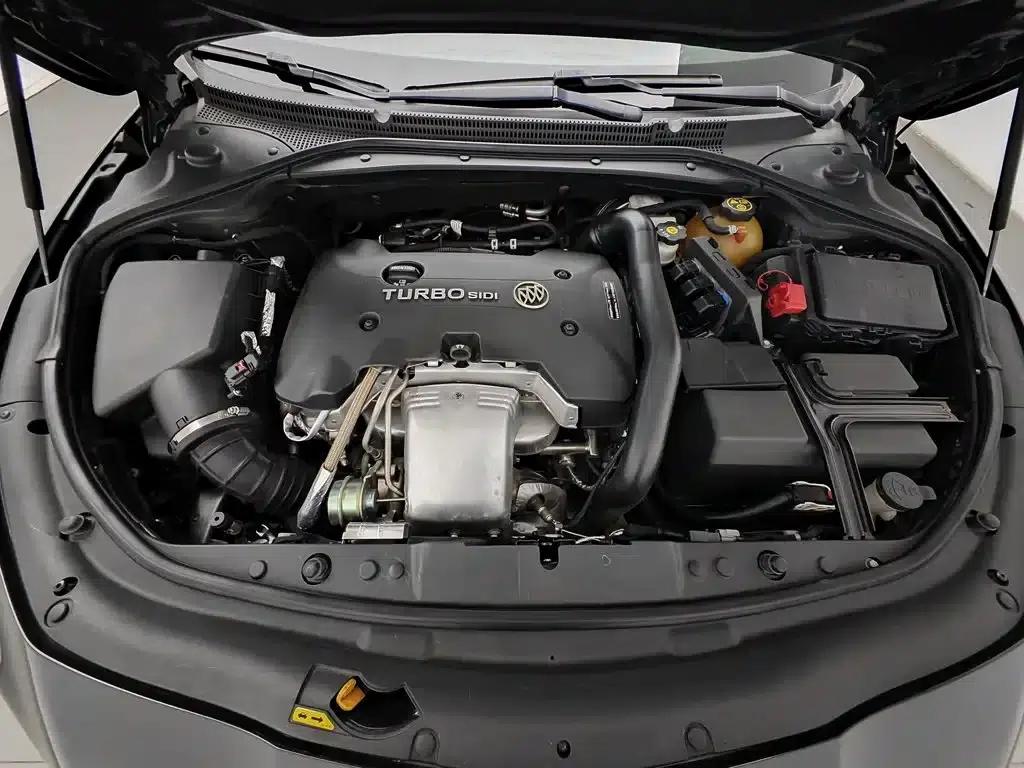 Buick LaCrosse 2016 28T Premium Edition — миниатюра 6