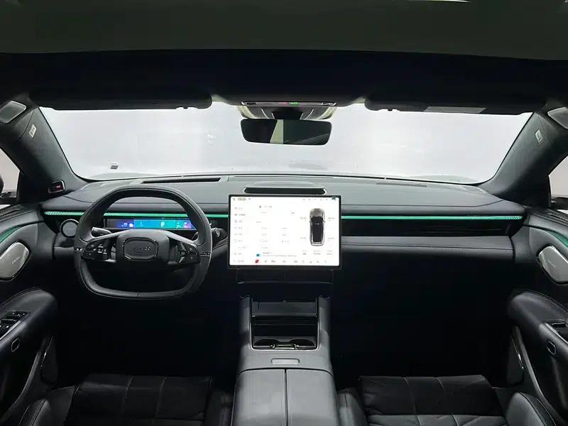 Lynk & Co 10 EM-P 2025 Model 240 AWD Ultra H5 — миниатюра 14