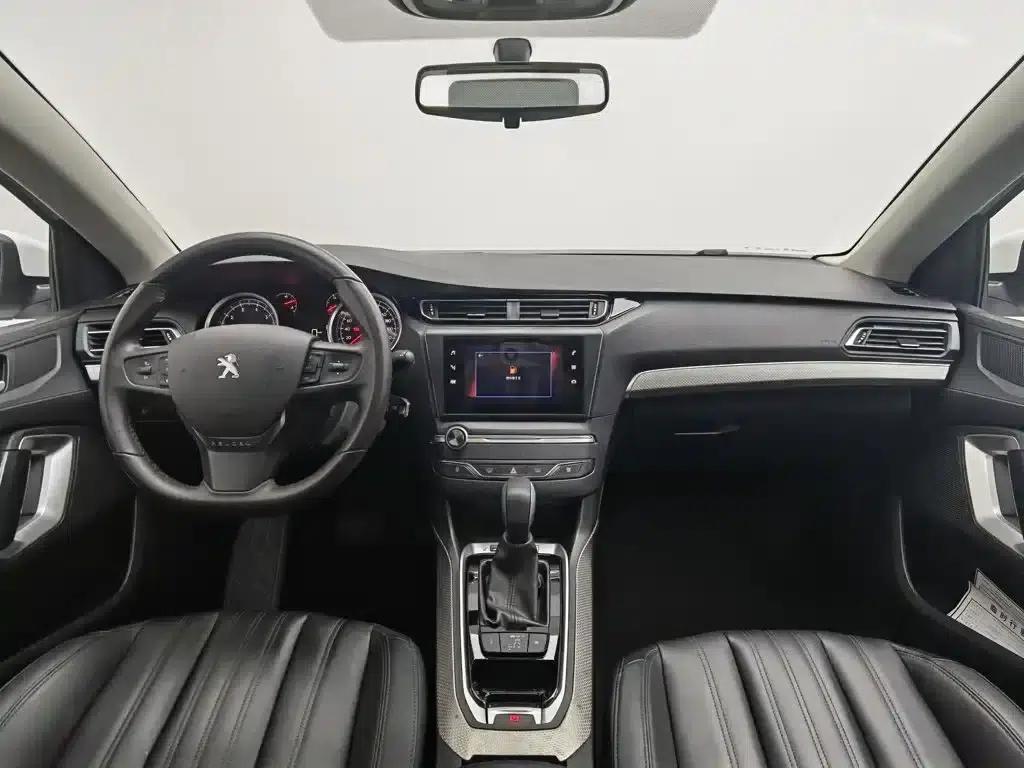 Peugeot 408 2020 360THP 10th Anniversary Edition — миниатюра 5