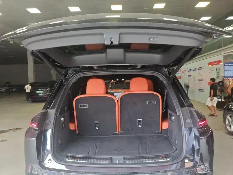 Li Auto L8 2024 Max Edition — миниатюра 9
