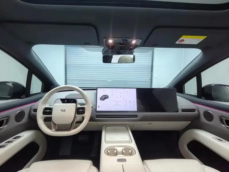 Li Auto i6 2025 Two-Wheel Drive Standard Edition — миниатюра 14
