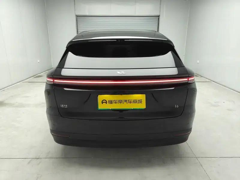 Li Auto i6 2025 Two-Wheel Drive Standard Edition — миниатюра 6