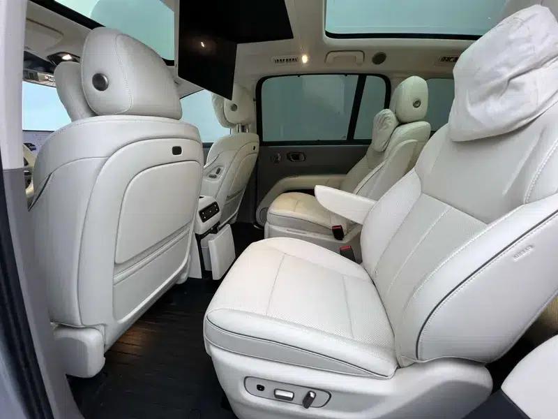Li Auto i8 2025 Standard Edition — миниатюра 32