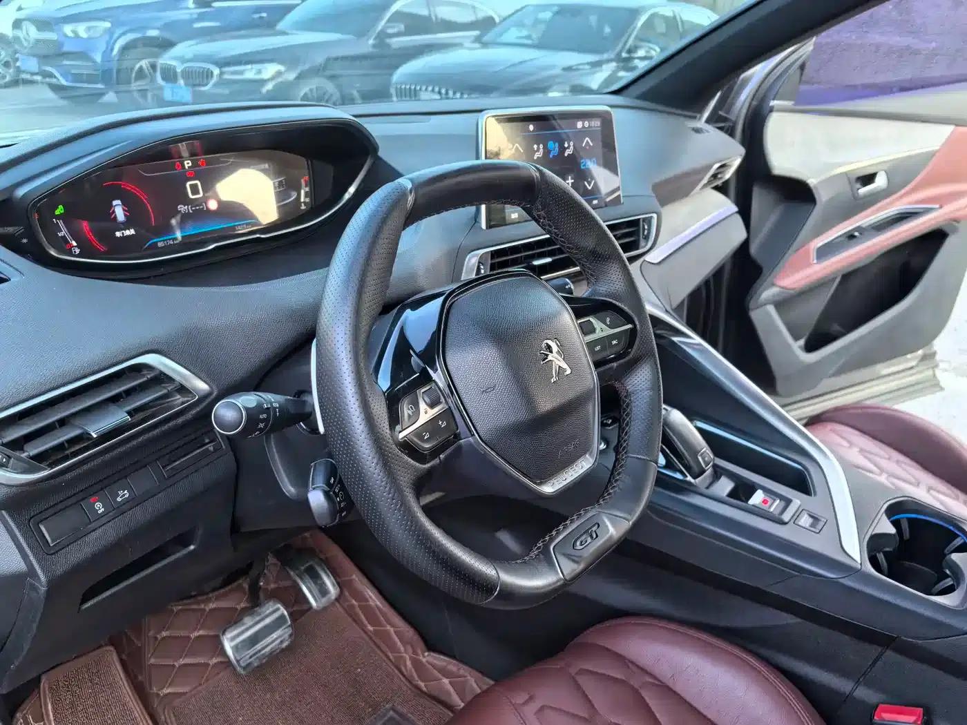 Peugeot 4008 2017 380THP Luxury GT Edition — миниатюра 14