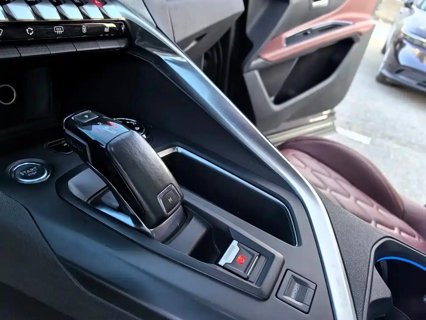 Peugeot 4008 2017 380THP Luxury GT Edition — миниатюра 15