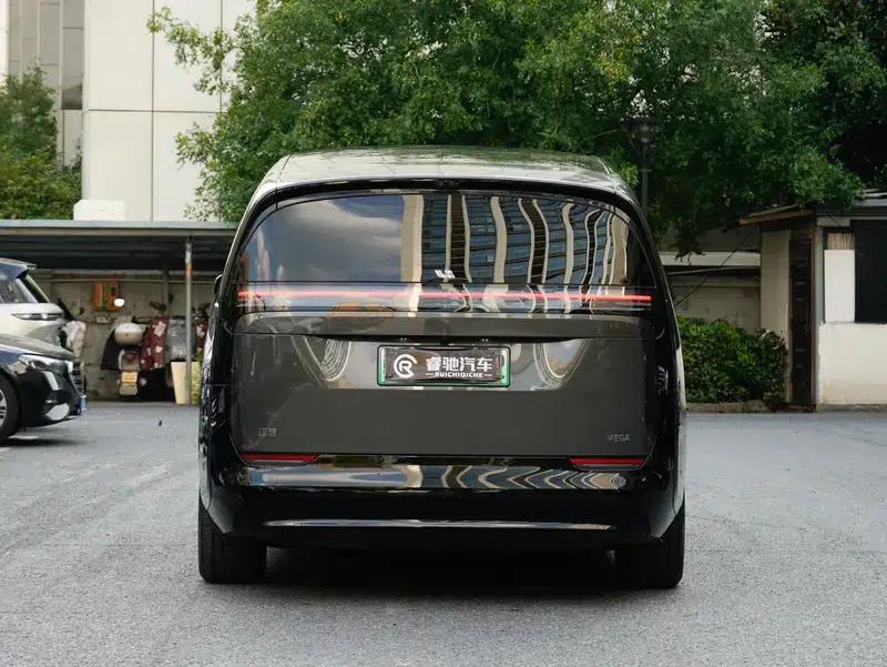 Li Auto MEGA 2024 Ultra Edition — миниатюра 3