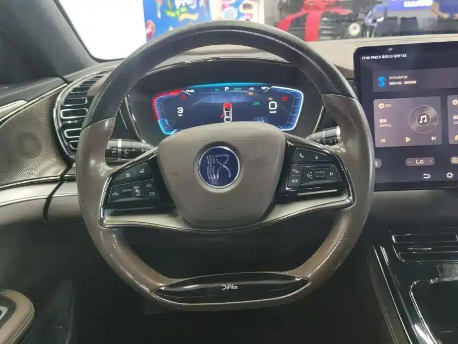 Han 2022 DM-i 121KM Premium Edition — миниатюра 15