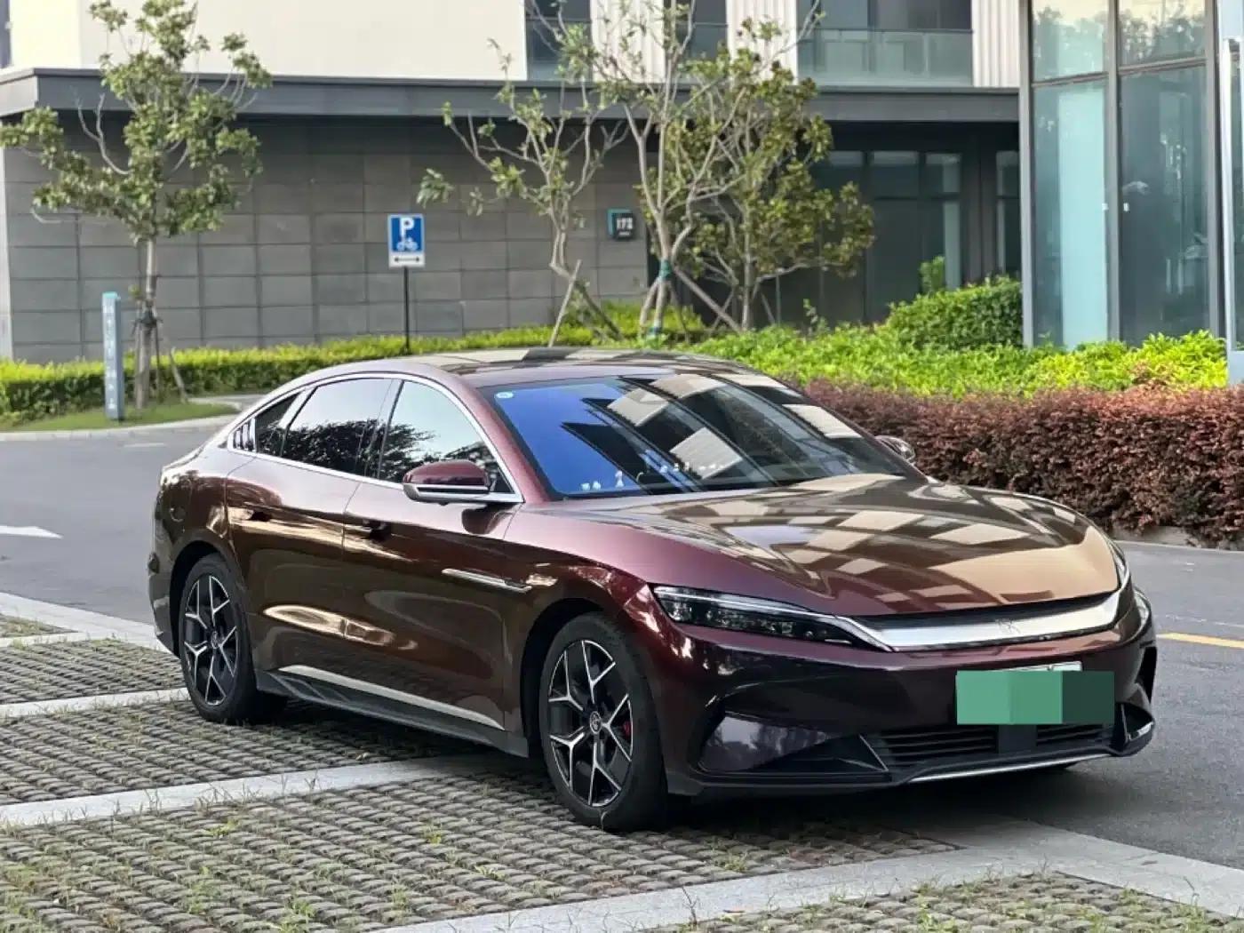Han 2022 EV Genesis Edition 715KM Front-Wheel Drive Flagship Model — миниатюра 3