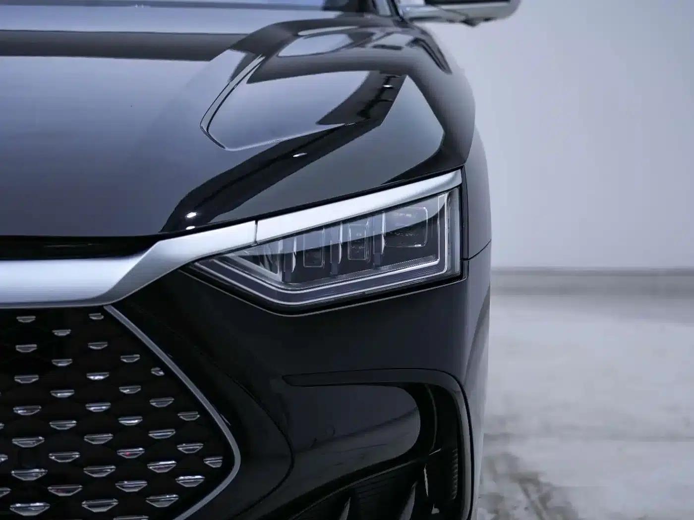 Han 2022 DM-i 121KM Premium Edition — миниатюра 7
