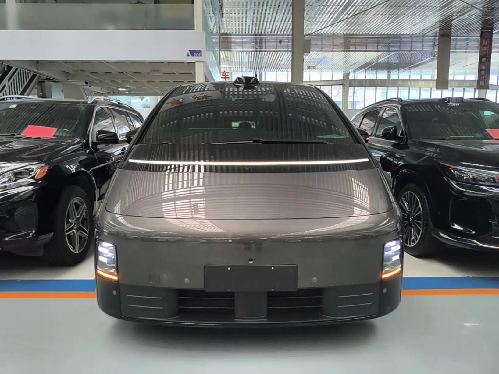 Li Auto MEGA 2024 Ultra Model — миниатюра 2