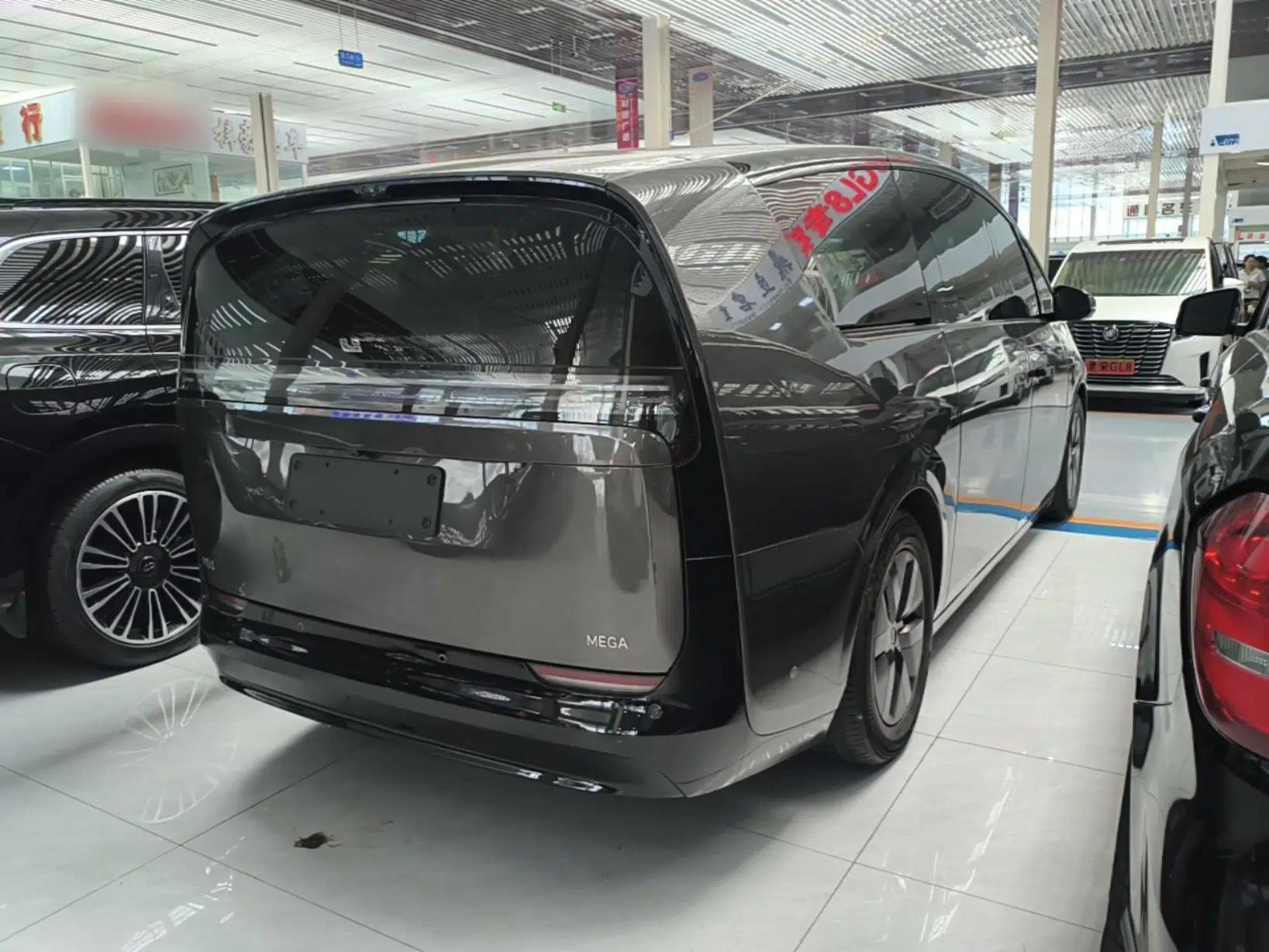 Li Auto MEGA 2024 Ultra Model — миниатюра 6