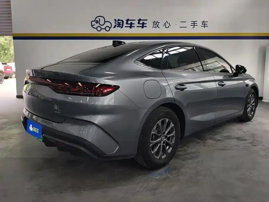 Qin L 2025 DM-i Intelligent Driving Edition 80KM Leading Model — миниатюра 3