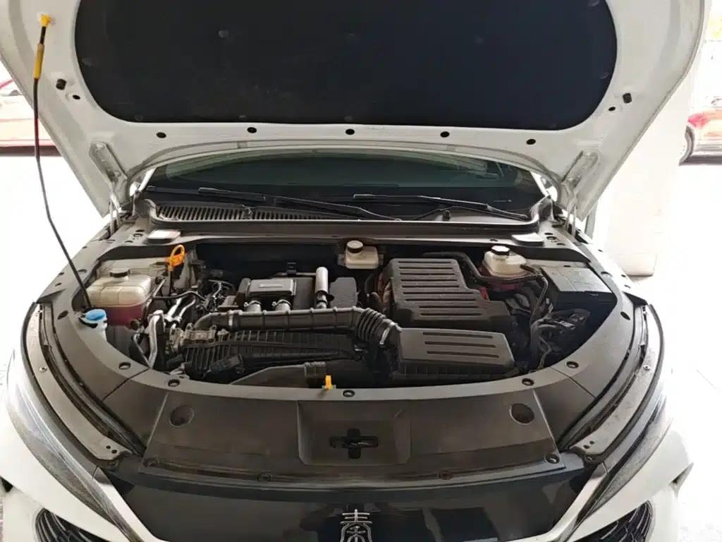 Qin L 2024 DM-i 80KM Leading Edition — миниатюра 20
