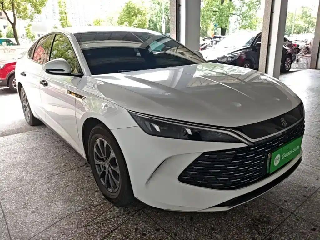 Qin L 2024 DM-i 80KM Leading Edition — миниатюра 4