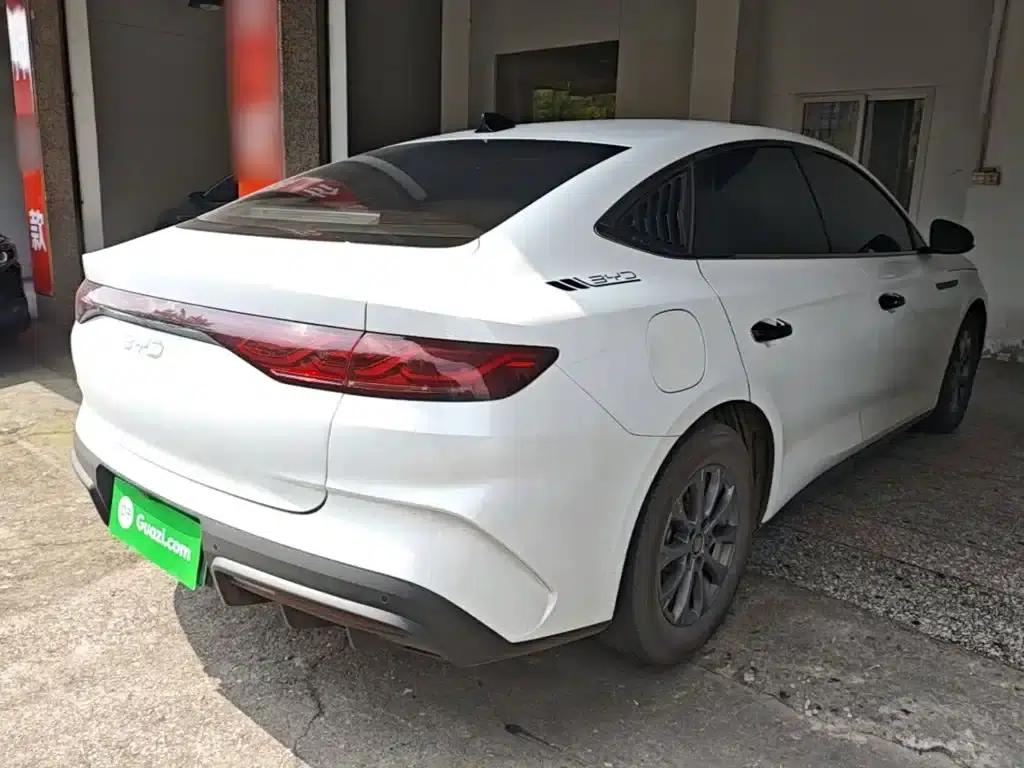 Qin L 2024 DM-i 80KM Leading Edition — миниатюра 7