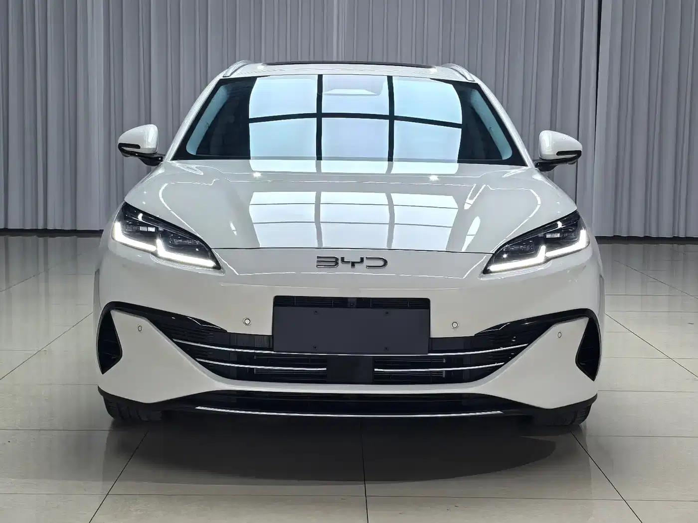 Seal 06 DM-i Touring Edition 2025 DM-i 150KM Premium Model — миниатюра 2