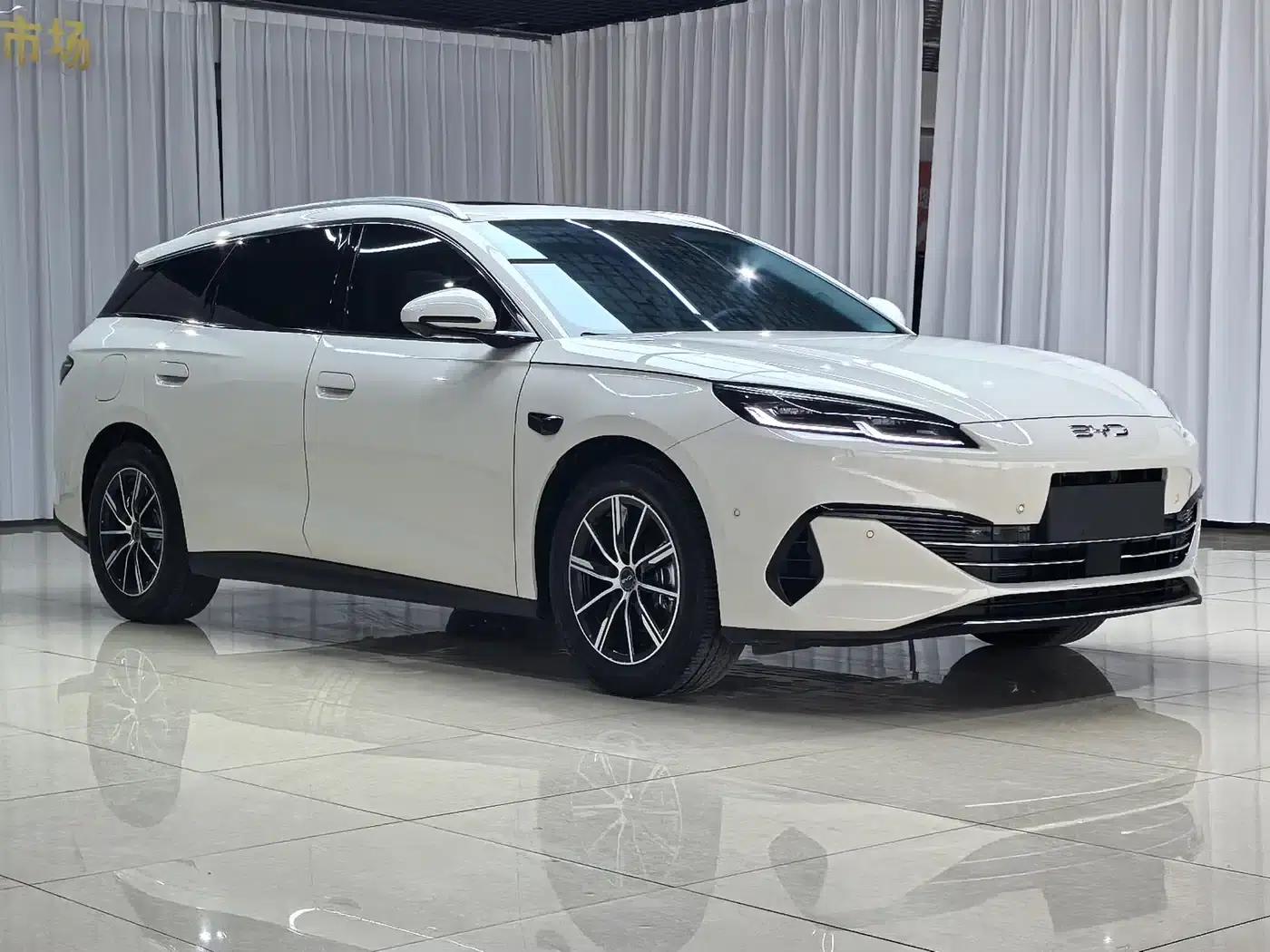 Seal 06 DM-i Touring Edition 2025 DM-i 150KM Premium Model — миниатюра 3